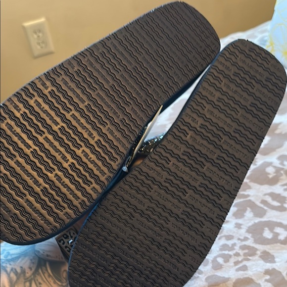 Yellow Box Women's Blue and Gold Sandals - Picture 4 of 9